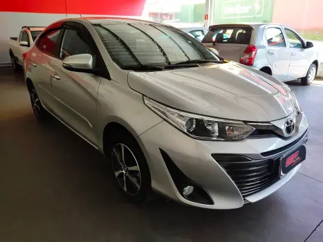 TOYOTA Yaris Hatch 1.5 16V 4P FLEX XLS CONNECT MULTIDRIVE AUTOMTICO CVT, Foto 2