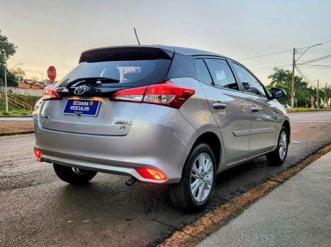 TOYOTA Yaris Hatch 1.3 16V 4P FLEX XL MULTIDRIVE AUTOMTICO CVT, Foto 9