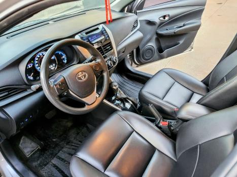TOYOTA Yaris Hatch 1.3 16V 4P FLEX XL MULTIDRIVE AUTOMTICO CVT, Foto 13
