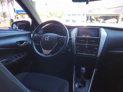 TOYOTA Yaris Hatch 1.5 16V 4P FLEX XL PLUS CONNECT MULTIDRIVE AUTOM�TICO CVT, Foto 9