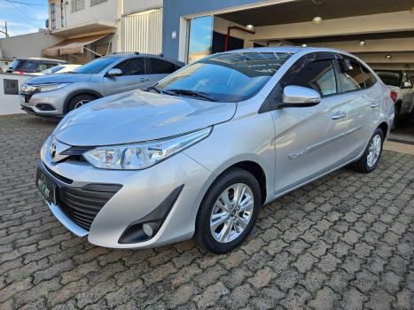 TOYOTA Yaris Hatch 1.5 16V 4P FLEX XL MULTIDRIVE AUTOM�TICO CVT, Foto 3