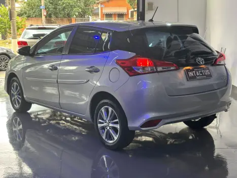 TOYOTA Yaris Hatch 1.5 16V 4P FLEX XLS CONNECT MULTIDRIVE AUTOM�TICO CVT, Foto 9