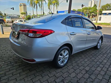 TOYOTA Yaris Hatch 1.5 16V 4P FLEX XL MULTIDRIVE AUTOM�TICO CVT, Foto 6