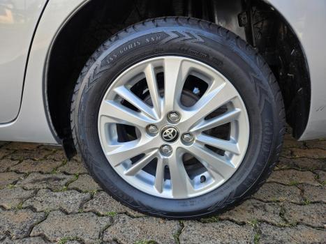 TOYOTA Yaris Hatch 1.5 16V 4P FLEX XL MULTIDRIVE AUTOM�TICO CVT, Foto 10