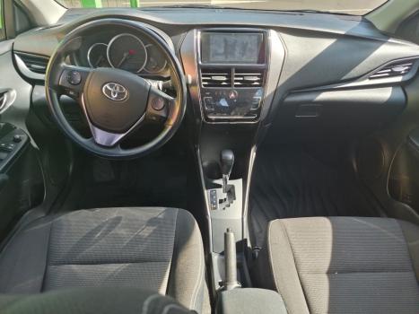 TOYOTA Yaris Hatch 1.5 16V 4P FLEX S MULTDRIVE AUTOM�TICO, Foto 7