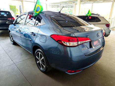 TOYOTA Yaris Hatch 1.5 16V 4P FLEX XL MULTIDRIVE AUTOM�TICO CVT, Foto 5