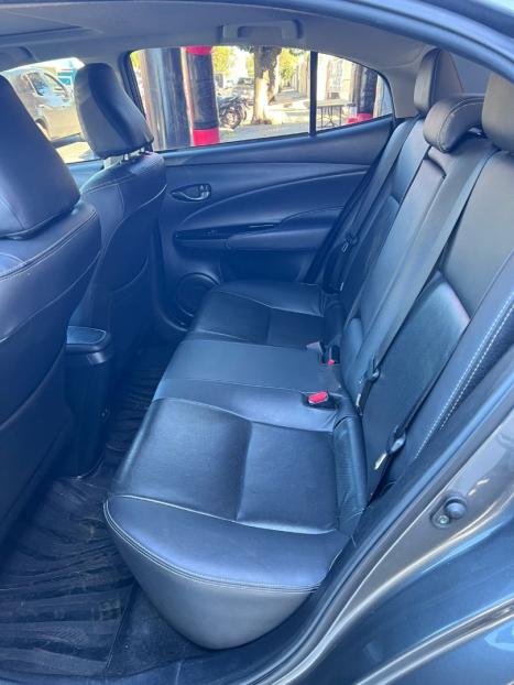 TOYOTA Yaris Hatch 1.5 16V 4P FLEX XLS CONNECT MULTIDRIVE AUTOM�TICO CVT, Foto 2