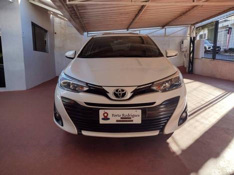 TOYOTA Yaris Hatch 1.5 16V 4P FLEX XLS CONNECT MULTIDRIVE AUTOM�TICO CVT, Foto 2