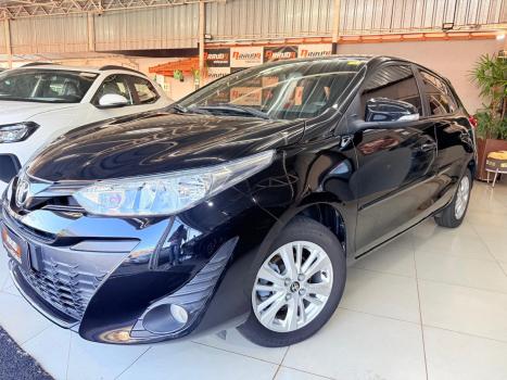 TOYOTA Yaris Hatch 1.3 16V 4P FLEX XL MULTIDRIVE AUTOM�TICO CVT, Foto 3