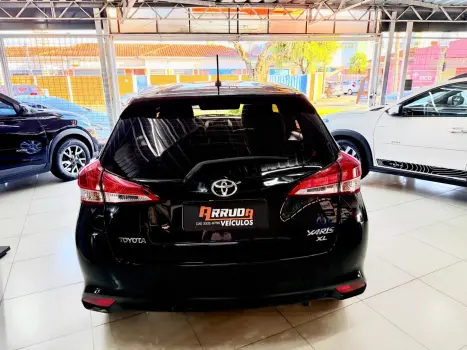 TOYOTA Yaris Hatch 1.3 16V 4P FLEX XL MULTIDRIVE AUTOM�TICO CVT, Foto 12