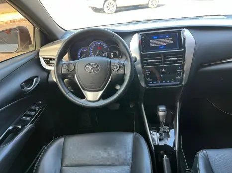 TOYOTA Yaris Hatch 1.5 16V 4P FLEX XS MULTIDRIVE AUTOM�TICO CVT, Foto 4