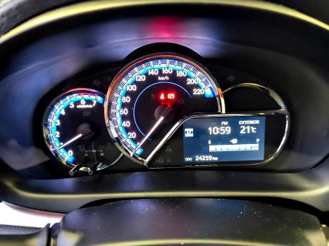 TOYOTA Yaris Hatch , Foto 11