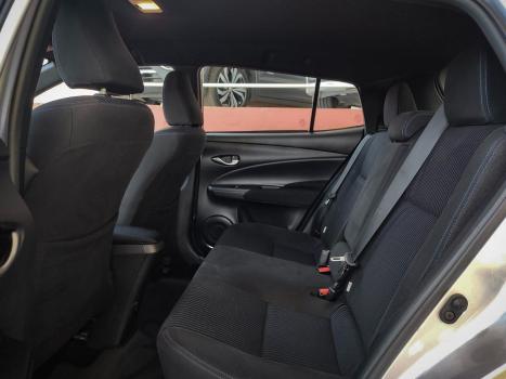 TOYOTA Yaris Sedan 1.5 16V 4P FLEX PLUS MULTIDRIVE AUTOMTICO CVT, Foto 8
