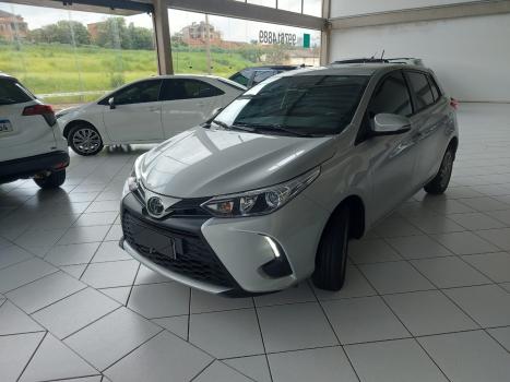 TOYOTA Yaris Sedan 1.5 16V 4P FLEX XS CONNECT MULTIDRIVE AUTOM�TICO CVT, Foto 3