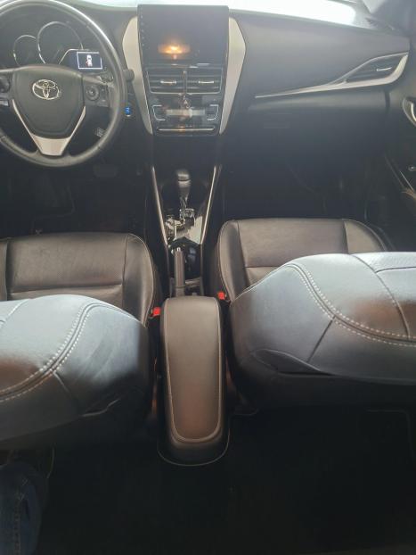 TOYOTA Yaris Sedan 1.5 16V 4P FLEX XS MULTIDRIVE AUTOM�TICO CVT, Foto 9