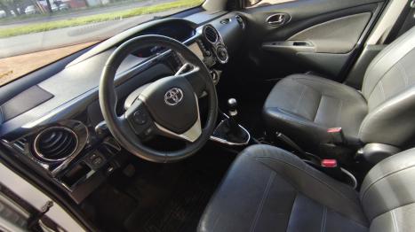 TOYOTA Yaris Sedan 1.5 16V 4P FLEX XL, Foto 5