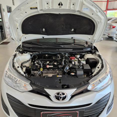 TOYOTA Yaris Sedan 1.5 16V 4P FLEX XL PLUS CONNECT MULTIDRIVE AUTOM�TICO CVT, Foto 12