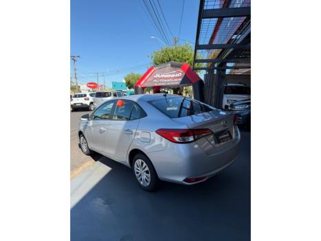 TOYOTA Yaris Sedan 1.5 16V 4P FLEX XL MULTIDRIVE AUTOMÁTICO CVT, Foto 5