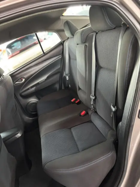 TOYOTA Yaris Sedan 1.5 16V 4P FLEX XL PLUS CONNECT MULTIDRIVE AUTOMÁTICO CVT, Foto 19