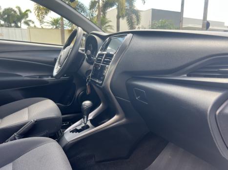 TOYOTA Yaris Sedan 1.5 16V 4P FLEX XL MULTIDRIVE AUTOMÁTICO CVT, Foto 6