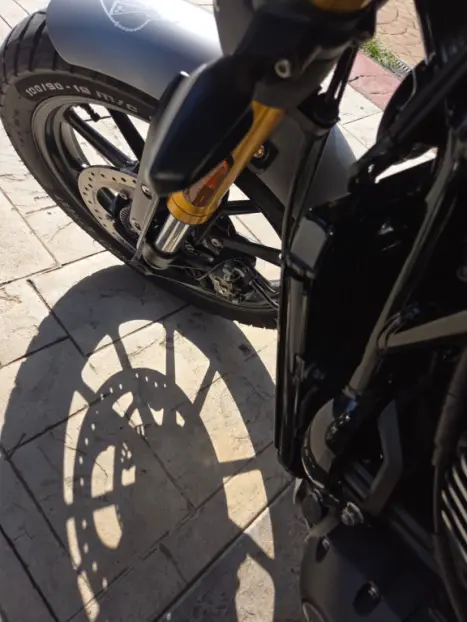 TRIUMPH Scrambler 400X , Foto 9