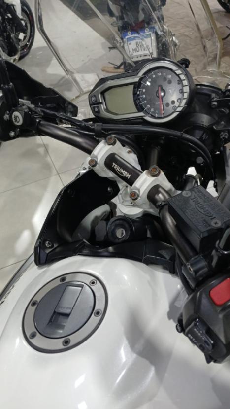 TRIUMPH Tiger 800 XCX, Foto 8