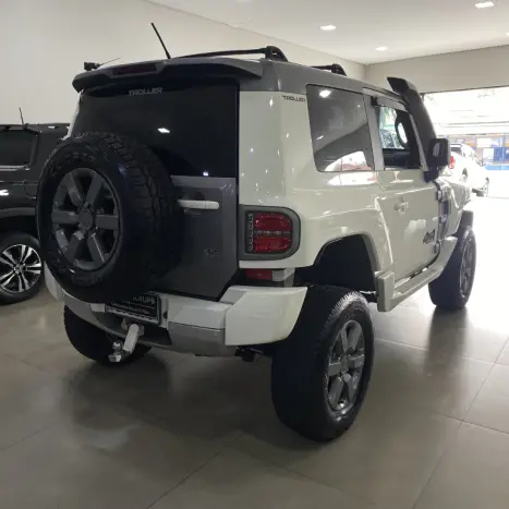 TROLLER T4 3.2 XLT 4X4 TURBO DIESEL INTERCOOLER, Foto 3 TROLLER T4 3.2 XLT 4X4 TURBO DIESEL INTERCOOLER, Foto 3