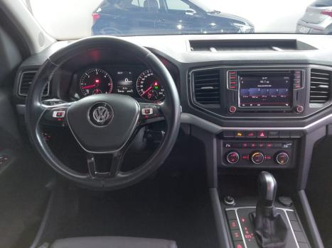 VOLKSWAGEN Amarok 3.0 V6 CABINE DUPLA HIGHLINE 4X4 TURBO INTERCOOLER AUTOMÁTICO, Foto 10 VOLKSWAGEN Amarok 3.0 V6 CABINE DUPLA HIGHLINE 4X4 TURBO INTERCOOLER AUTOMÁTICO, Foto 10