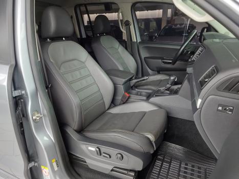 VOLKSWAGEN Amarok 3.0 V6 CABINE DUPLA HIGHLINE 4X4 TURBO INTERCOOLER AUTOMÁTICO, Foto 14 VOLKSWAGEN Amarok 3.0 V6 CABINE DUPLA HIGHLINE 4X4 TURBO INTERCOOLER AUTOMÁTICO, Foto 14