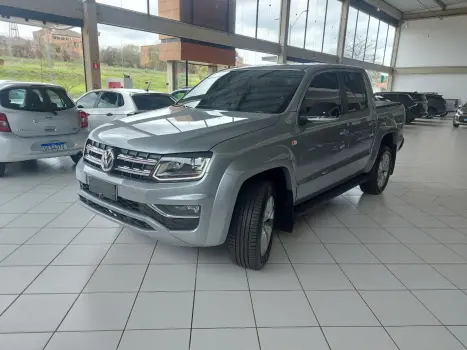 VOLKSWAGEN Amarok 3.0 V6 CABINE DUPLA HIGHLINE 4X4 TURBO INTERCOOLER AUTOMTICO, Foto 2