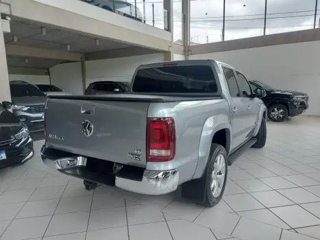 VOLKSWAGEN Amarok 3.0 V6 CABINE DUPLA HIGHLINE 4X4 TURBO INTERCOOLER AUTOMTICO, Foto 6