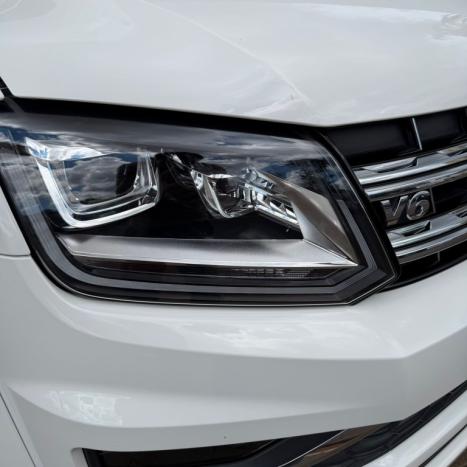 VOLKSWAGEN Amarok 3.0 V6 CABINE DUPLA HIGHLINE 4X4 TURBO INTERCOOLER AUTOM�TICO, Foto 8