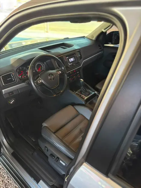 VOLKSWAGEN Amarok 3.0 V6 CABINE DUPLA HIGHLINE 4X4 TURBO INTERCOOLER AUTOM�TICO, Foto 12