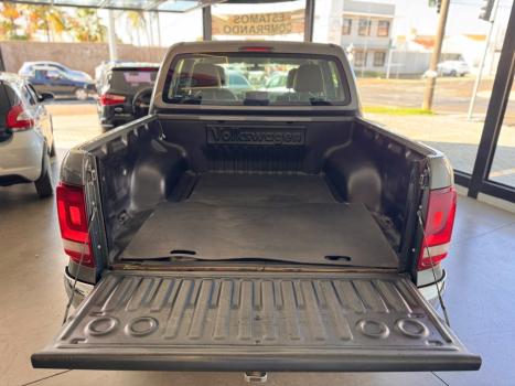 VOLKSWAGEN Amarok 3.0 V6 CABINE DUPLA HIGHLINE 4X4 TURBO INTERCOOLER AUTOM�TICO, Foto 8