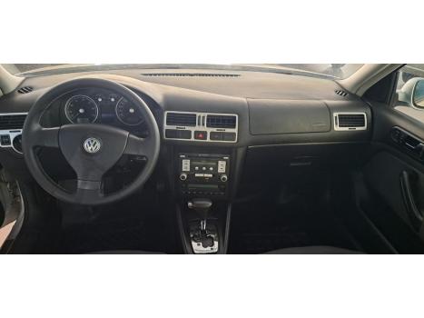 VOLKSWAGEN Bora 2.0 4P AUTOMÁTICO, Foto 4