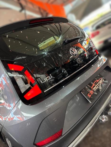 VOLKSWAGEN Cross UP 1.0 12V 4P TSI FLEX, Foto 9