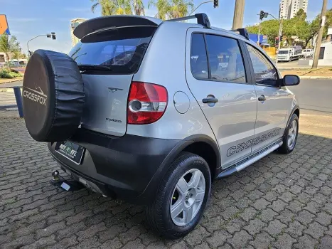 VOLKSWAGEN Crossfox 1.6 4P FLEX, Foto 6 VOLKSWAGEN Crossfox 1.6 4P FLEX, Foto 6