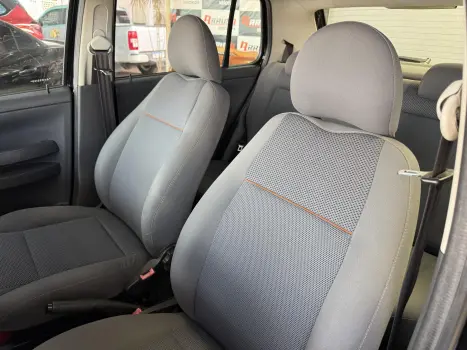 VOLKSWAGEN Fox 1.0 4P FLEX, Foto 9