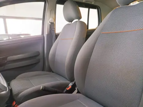 VOLKSWAGEN Fox 1.0 4P TREND FLEX, Foto 12 VOLKSWAGEN Fox 1.0 4P TREND FLEX, Foto 12