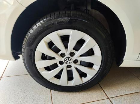 VOLKSWAGEN Fox 1.0 4P TRENDLINE FLEX, Foto 6