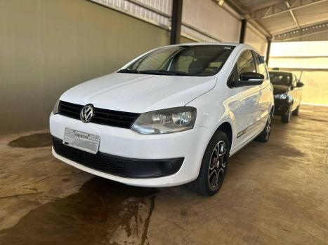 VOLKSWAGEN Fox 1.0 4P SELEÇÃO FLEX, Foto 1 VOLKSWAGEN Fox 1.0 4P SELEÇÃO FLEX, Foto 1