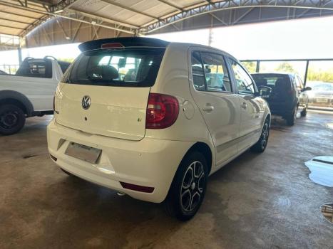 VOLKSWAGEN Fox 1.0 4P SELEÇÃO FLEX, Foto 4 VOLKSWAGEN Fox 1.0 4P SELEÇÃO FLEX, Foto 4