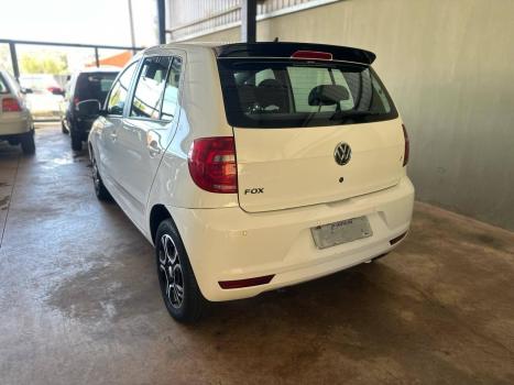 VOLKSWAGEN Fox 1.0 4P SELEÇÃO FLEX, Foto 6 VOLKSWAGEN Fox 1.0 4P SELEÇÃO FLEX, Foto 6