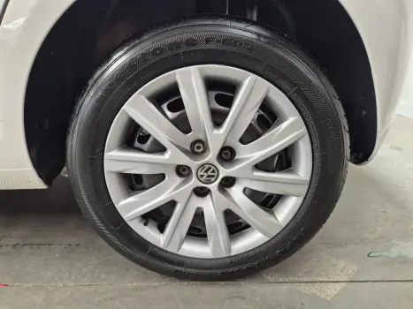 VOLKSWAGEN Fox 1.0 4P TRENDLINE FLEX, Foto 7