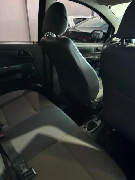 VOLKSWAGEN Fox 1.0 4P TREND FLEX, Foto 8