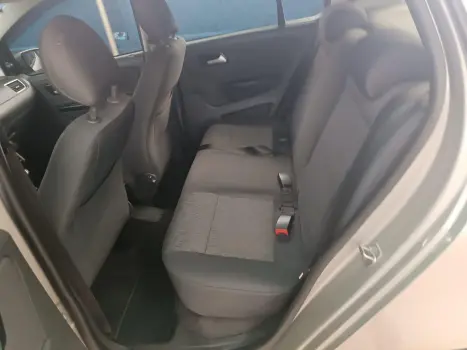 VOLKSWAGEN Fox 1.0 4P TREND FLEX, Foto 10