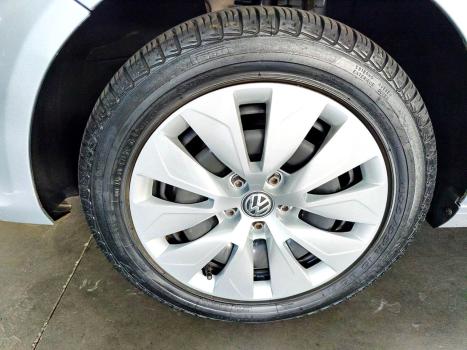 VOLKSWAGEN Fox 1.0 TRENDLINE FLEX, Foto 6