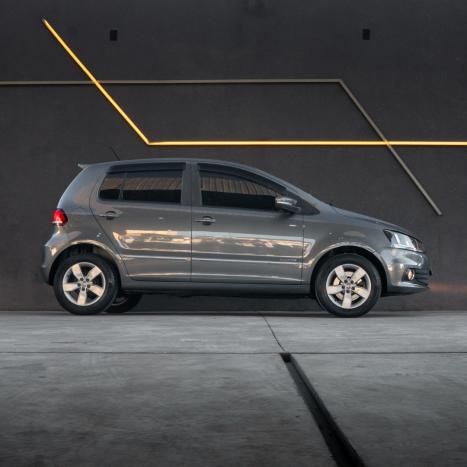 VOLKSWAGEN Fox 1.6 16V 4P MSI HIGHLINE FLEX, Foto 2