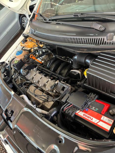VOLKSWAGEN Fox 1.6 4P FLEX, Foto 19