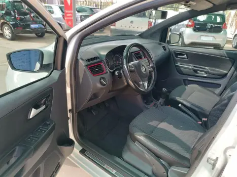 VOLKSWAGEN Fox 1.6 4P ROCK IN RIO FLEX, Foto 11